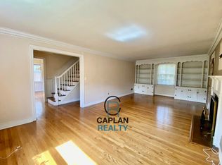 530 Bellevue Rd #B, New Haven, CT 06511