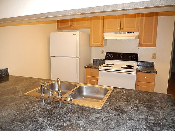 2nd image of 2708 Tess Cir