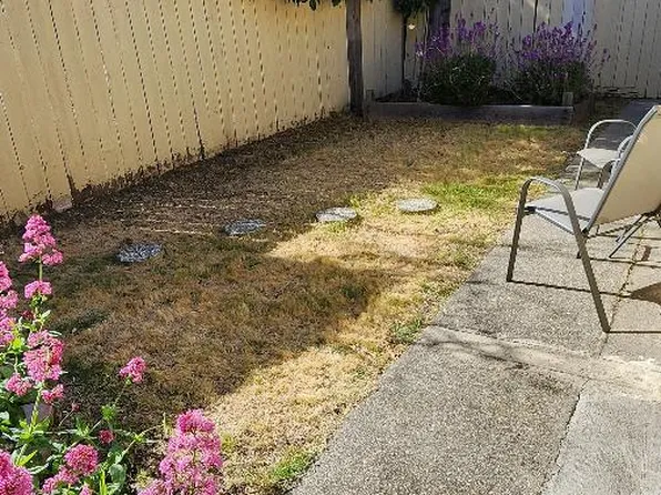 5907 Alameda Ave, Richmond, CA 94804