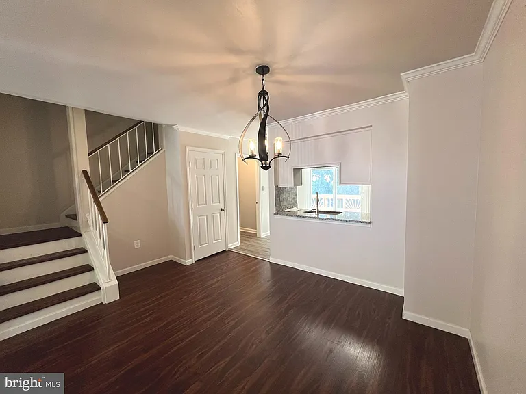 12102 Presidio Way — Photo 7
