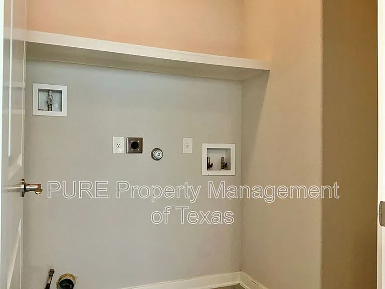 3301 Elija St #B — Photo 20