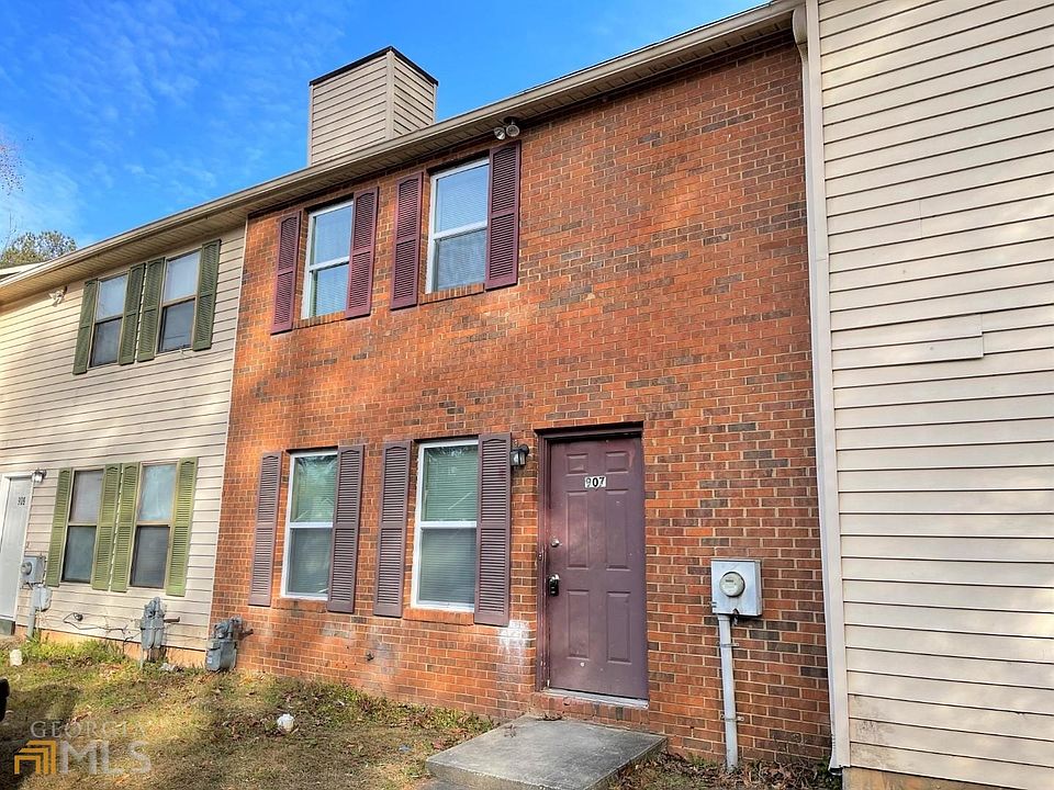 1st image of 907 Silverwood Dr #907