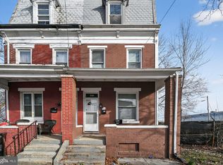 652 Emerald St, Harrisburg, PA 17110