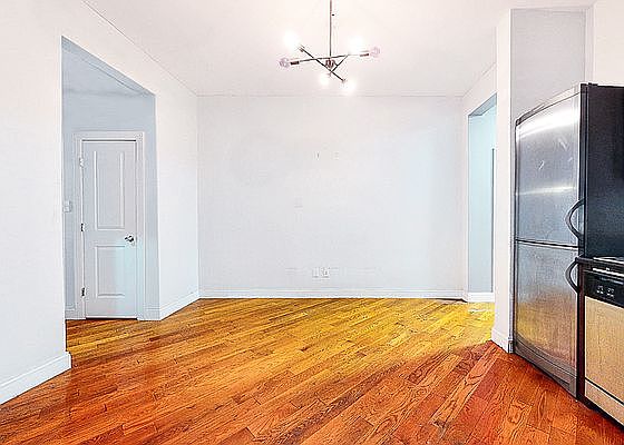 2nd image of 220 W 107th St APT 2F
