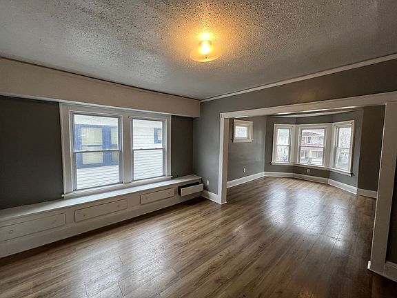 2nd image of 10006 Lamontier Ave #10008