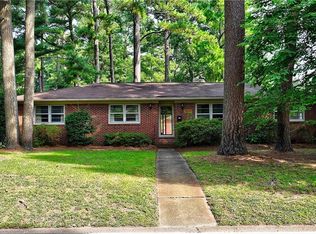 5600 Sedgemoor Rd, Virginia Beach, VA 23455