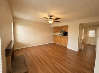 1227 Dallas Dr, Denton, TX 76205