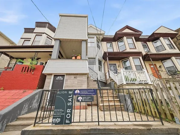 143 Lexington Avenue image 1 of 37