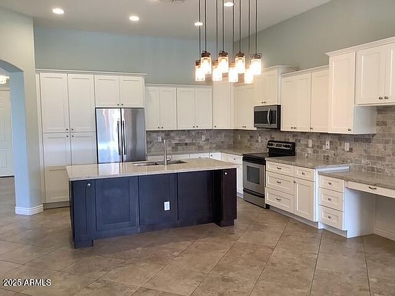 5th image of 3849 E WILDHORSE Drive