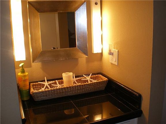 5th image of 3892 La Jolla Village Dr