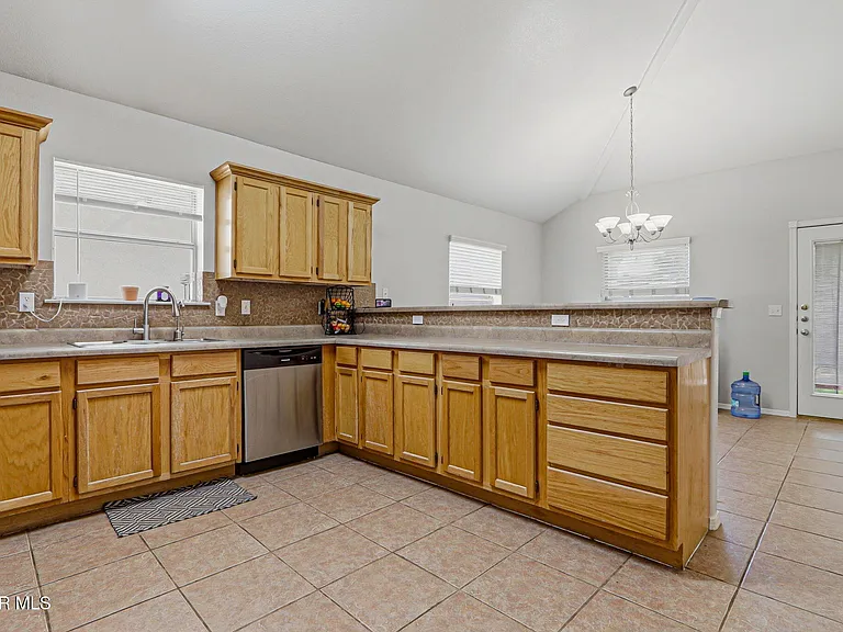 3828 Tierra Aurora Dr — Photo 11