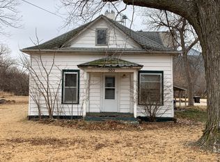 502 Groff Ave, Benedict, NE 68316