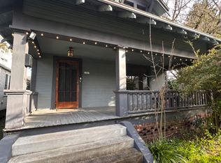 3847 SE Ivon St, Portland, OR