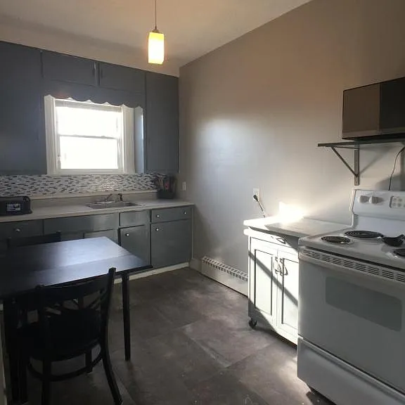 282 Summer St — Photo 5