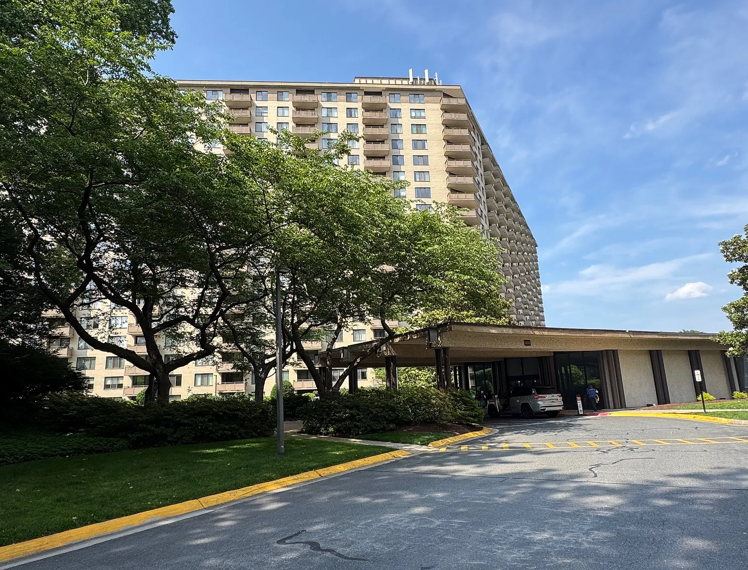 1 bed, 1250 sqft, $2,300 — Photo 1