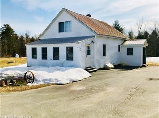 411 Centre Rd, Wales, ME 04280