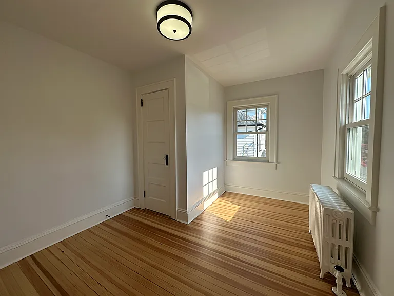 40 Smith St #2 — Photo 10