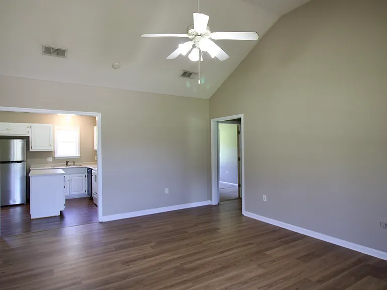 2102 Gabbies Run — Photo 10