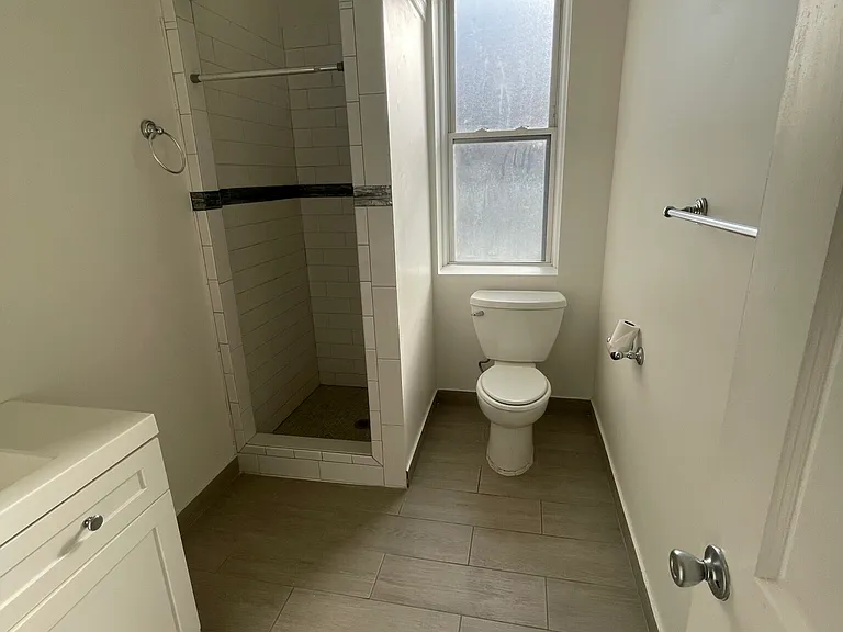 1185 Commonwealth Ave #8 — Photo 15
