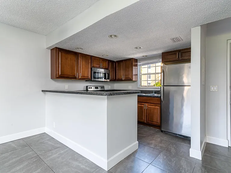6299 La Costa Dr #B — Photo 17