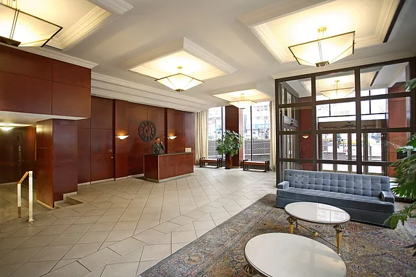 Rented by Manhattan Skyline | media 8