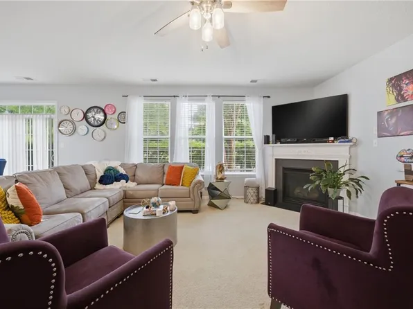 1020 Silver Charm Cir, Suffolk, VA 23435