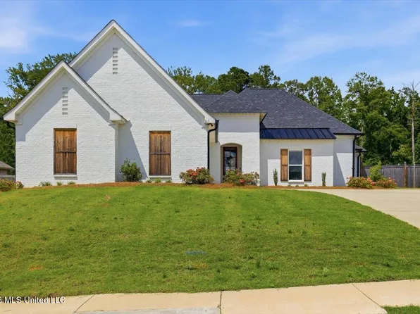 169 Cornerstone Dr, Brandon, MS 39042