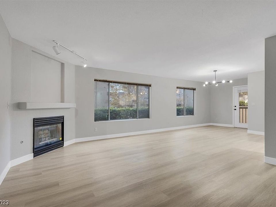 1st image of 700 Capri Dr APT 26B