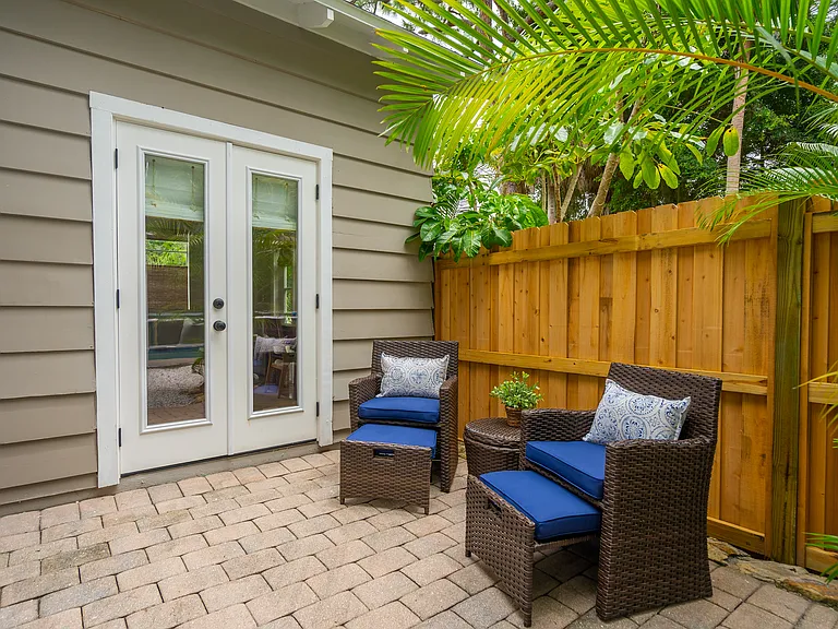 1010 Virginia Dr — Photo 72