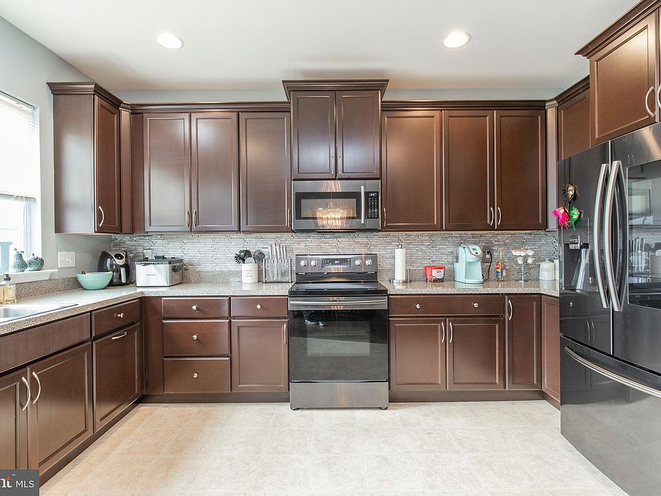 1st image of 1585 E Matisse Dr
