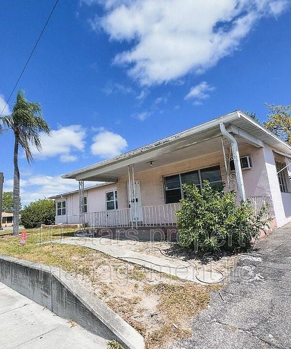 1st image of 5742 9th Ave N #1/2