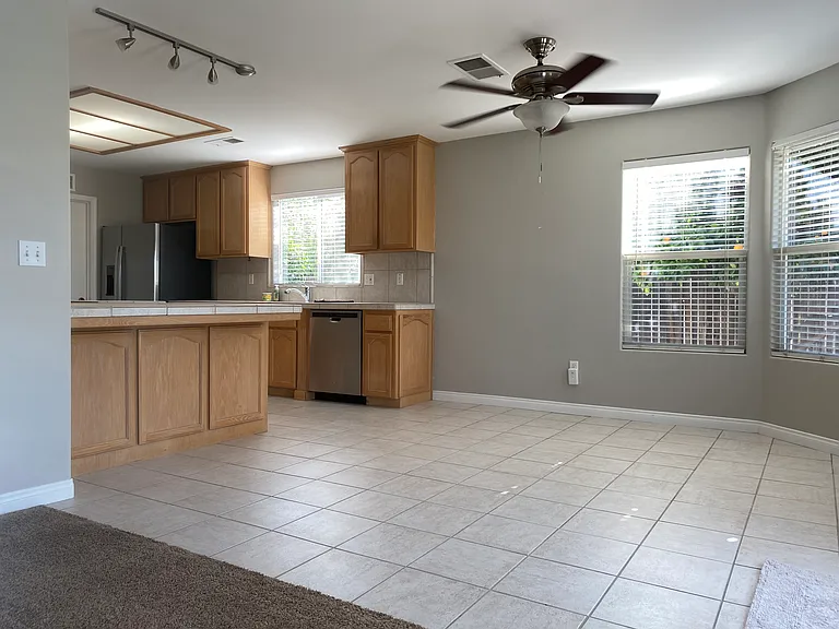 5514 Veneto St — Photo 21