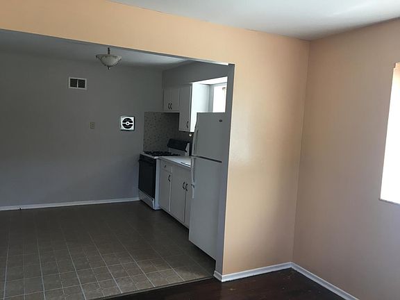 4th image of 5602 Dewey Ave APT 2