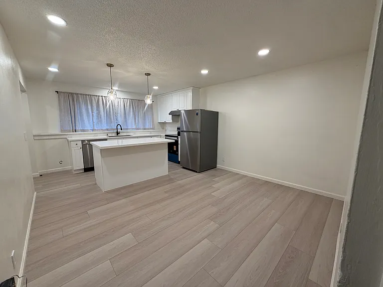 3464 Michael Dr #3466 — Photo 9
