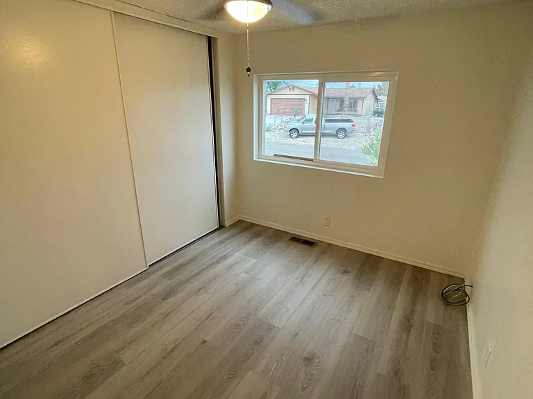 5550 S Pearl St #1 — Photo 9