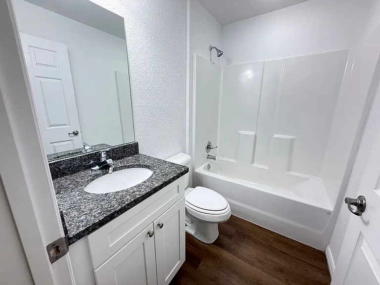 85 Maple Dr — Photo 11