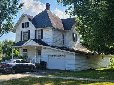 302 N Walnut St, Wenona, IL, 61377