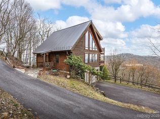 379 Granny Lewis Ln, Mars Hill, NC 28754