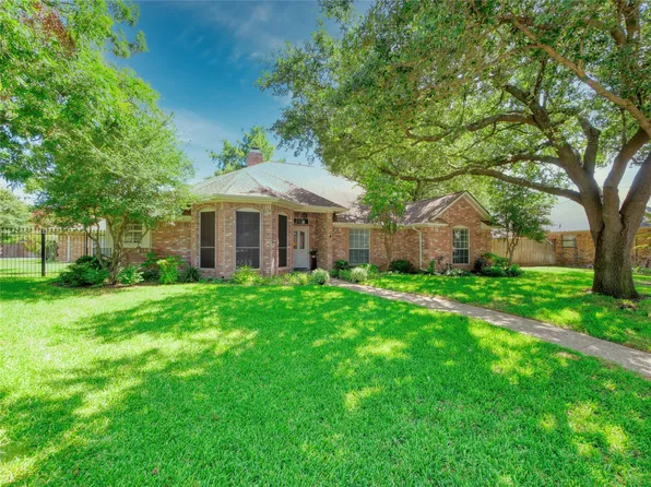 3406 Oak Trail Dr, Rowlett, TX 75088