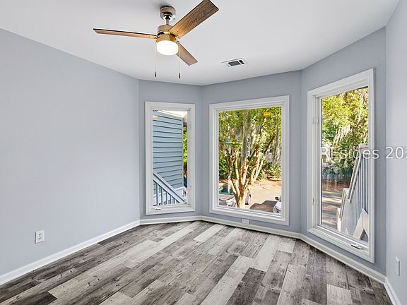 5th image of 10 Yacht Cove Drive UNIT 205