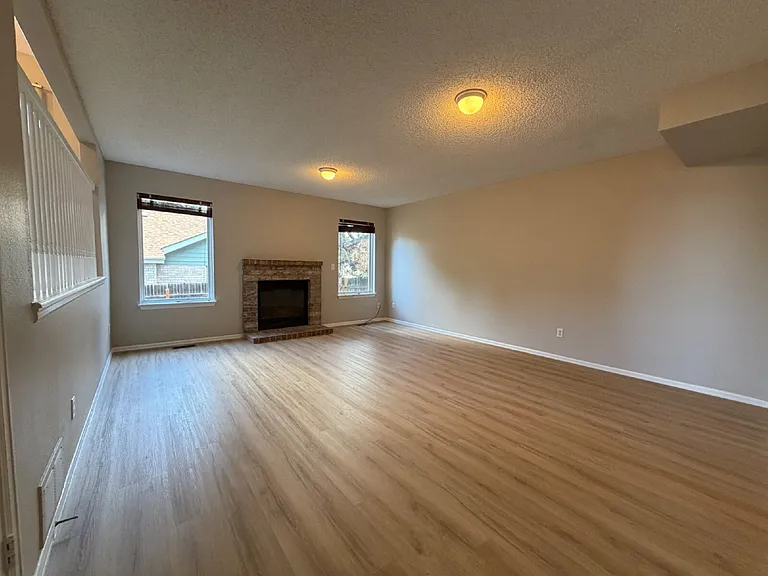 20209 E Purdue Pl — Photo 5