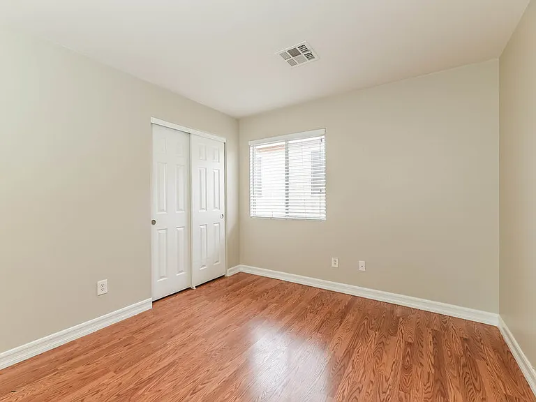 2401 Cypress Island Ct — Photo 12