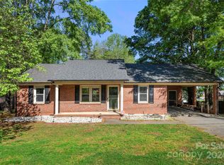 1428 Midlake Ave, Kannapolis, NC 28083