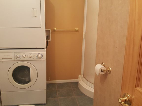 4th image of 80 Briwood Cir