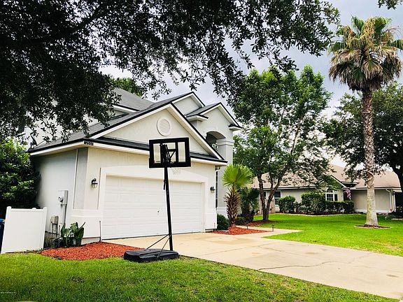 2nd image of 12537 Shirley Oaks Dr