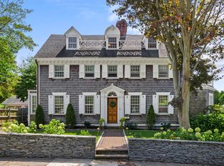 2 Training Station Rd, Newport, RI 02840