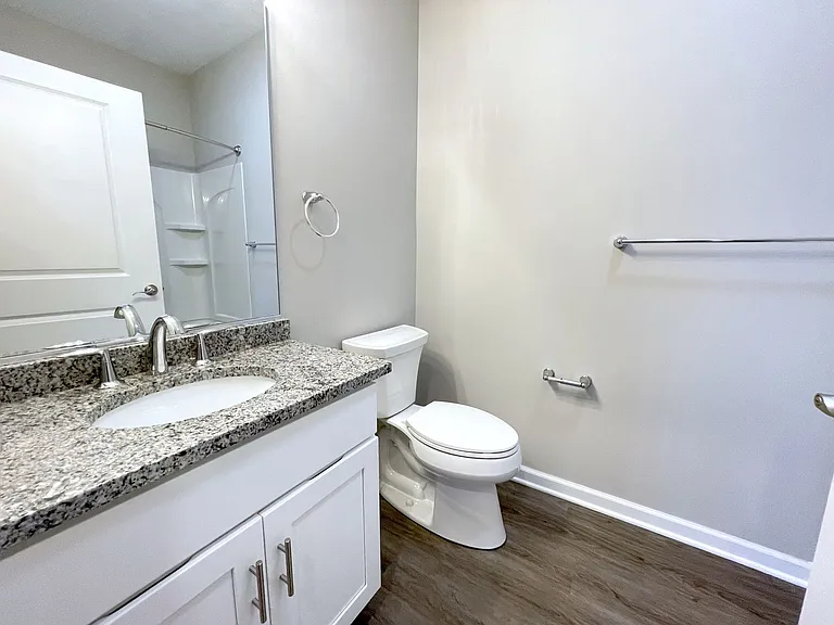Orchard Grove Apartments — Photo 10