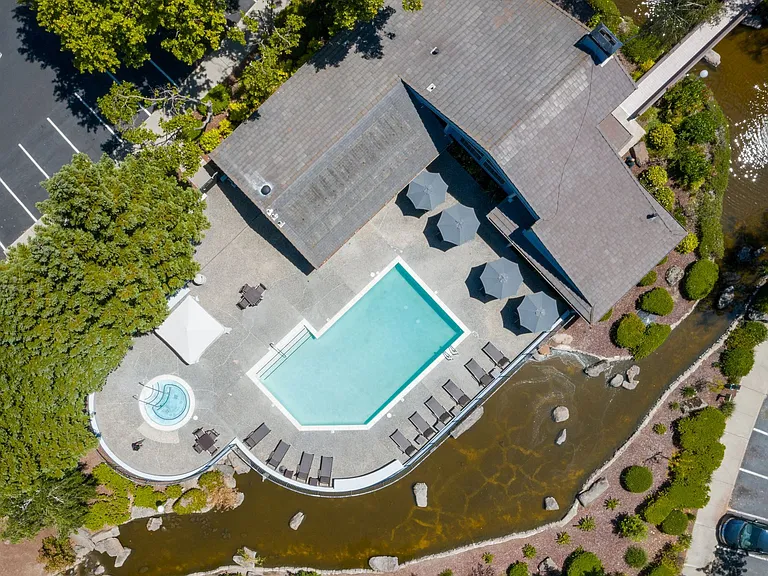 Country Brook Rental Condos — Photo 7