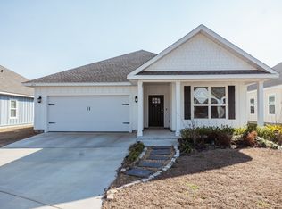 233 Lyla Ln, Crestview, FL 32539