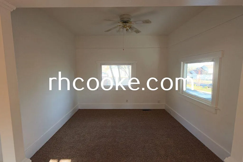 1 bed, 1320 sqft, $1,150 — Photo 3
